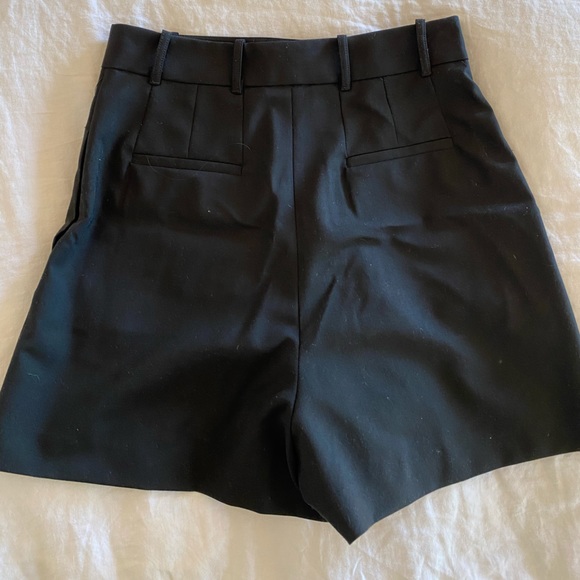 Goop G. Label Mini Shorts - Picture 5 of 5